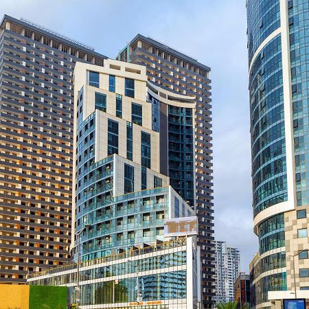 Entire Flat With City Skyline View - Two Bedrooms บาทูมิ ภายนอก รูปภาพ